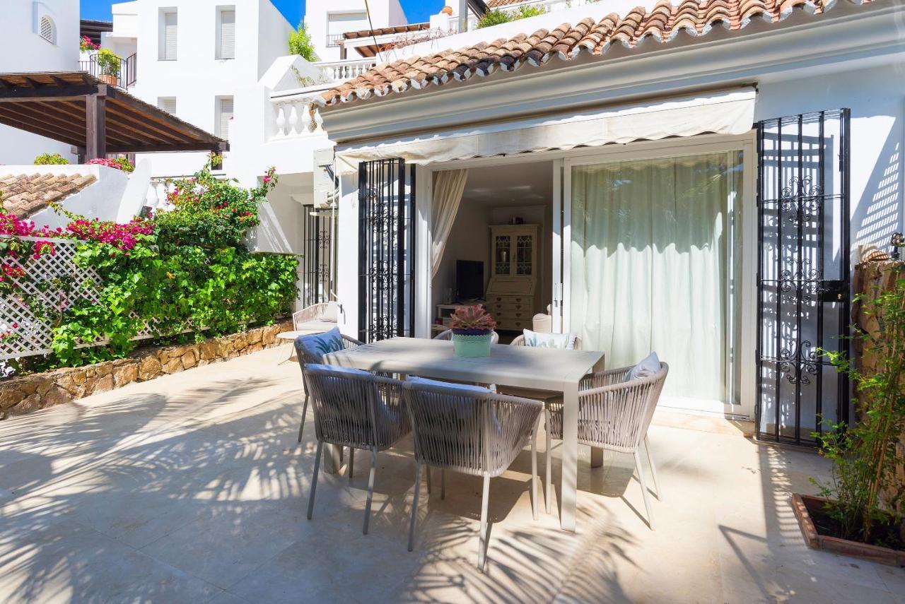 Elviria Playa White Pearl Beach ماربيا المظهر الخارجي الصورة