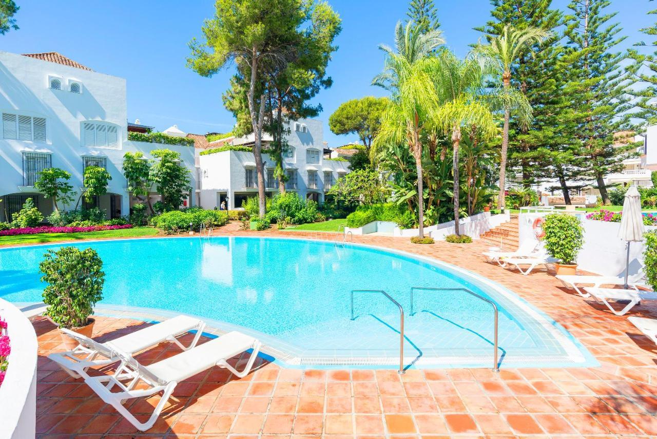 Elviria Playa White Pearl Beach ماربيا المظهر الخارجي الصورة
